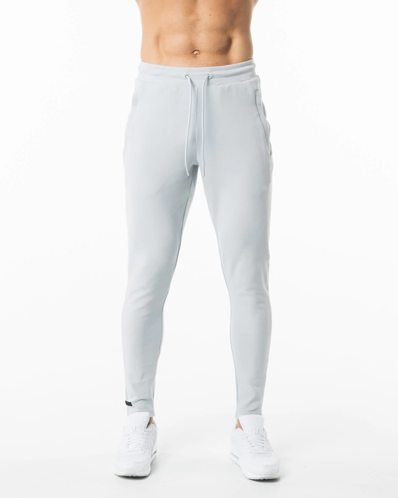 Alphalete Identity Jogger - Cloud Grey