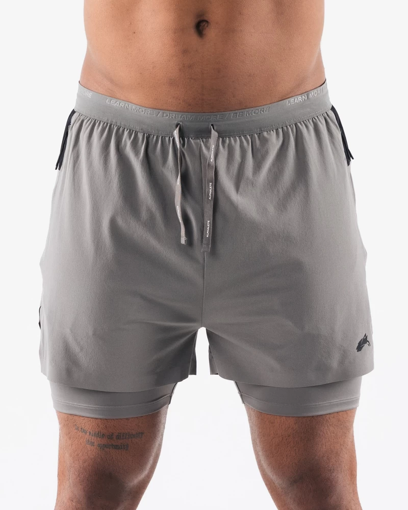 Alphalete Elite Swift Short 5" - Dusty Concrete