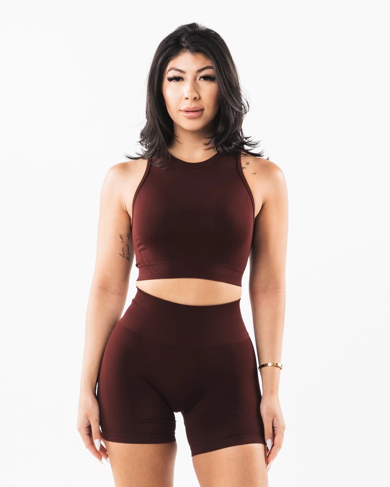 Alphalete Stratus Crop Tank - Sangria